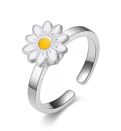 Anxiety Spinner Ring – Daisy Pearl Twist