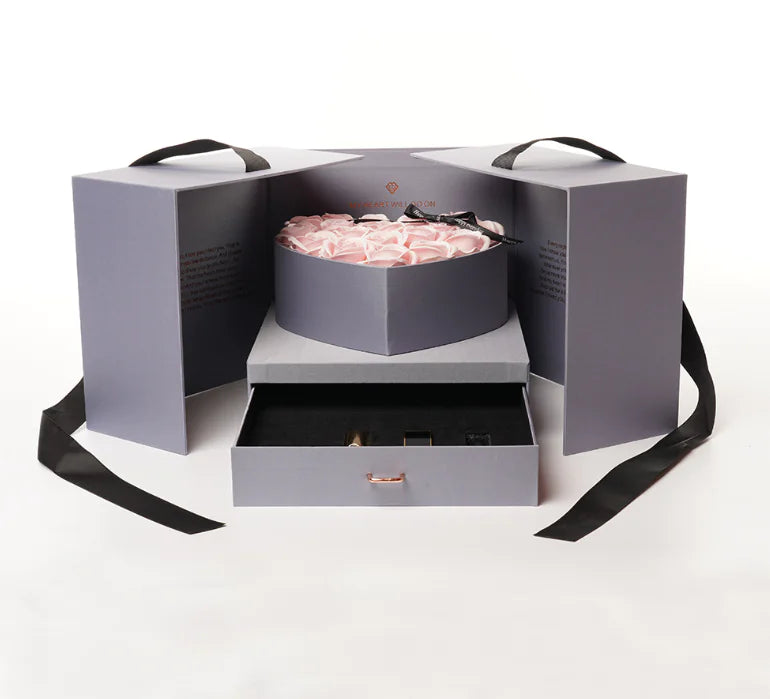 Luxury Rose Flower Gift Box – Heart Edition
